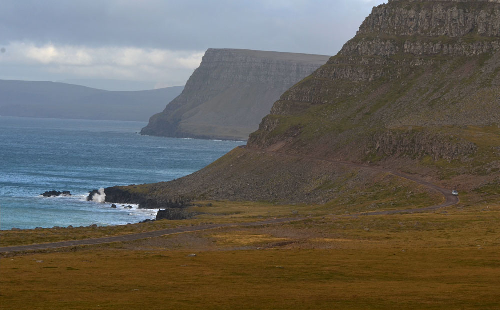 6 Top Activities in Iceland’s Westfjords: Látrabjarg Cliffs & More!