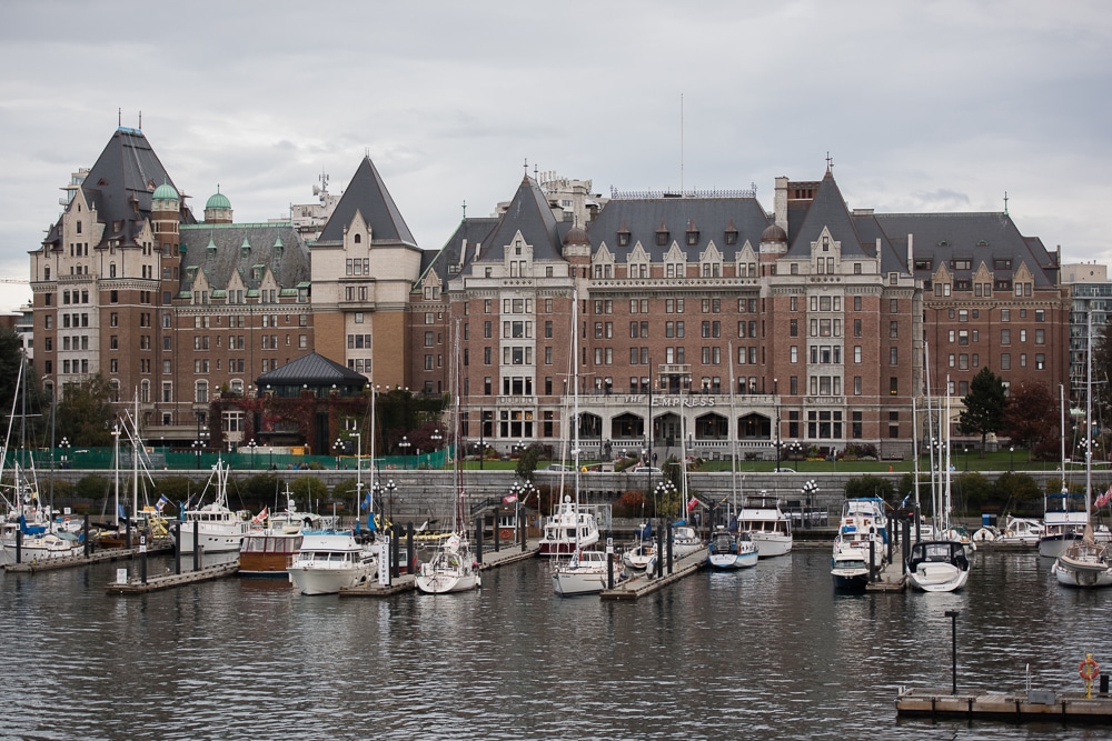The marina and Parliament building in Victoria, British Columbia