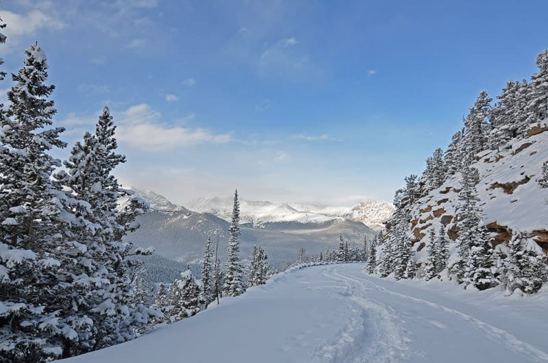 trail ridge road in Winter in RMNP
