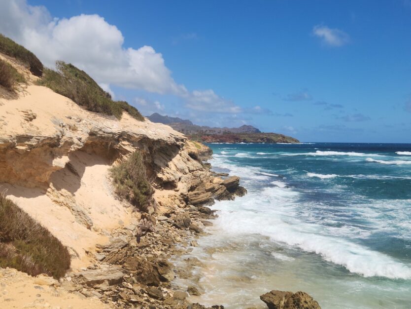 shipwreck beach coastal trail kauai hawaii