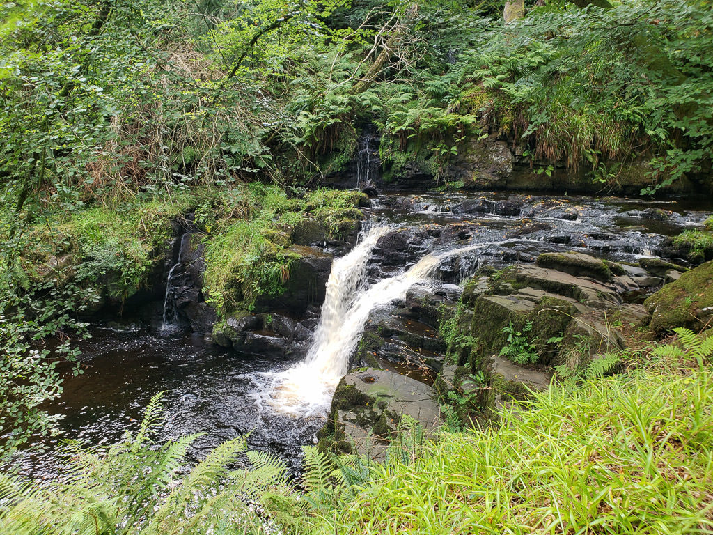 ireland road trip gelnariff waterfall