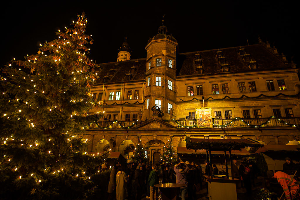 christmas tree at market in rothenburg germany