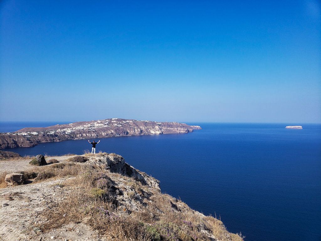 heart of santorini megalochori