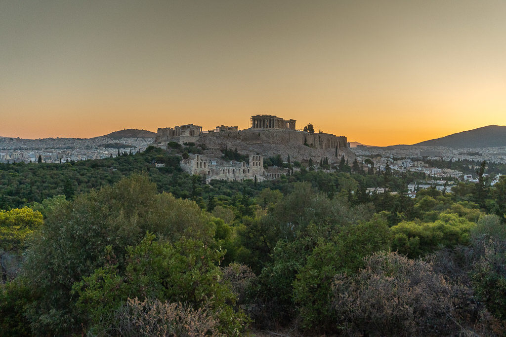 athens on a budget - acropolis sunrise
