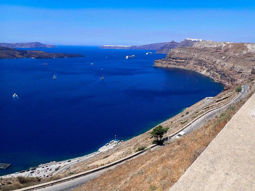 things to do in santorini - walking