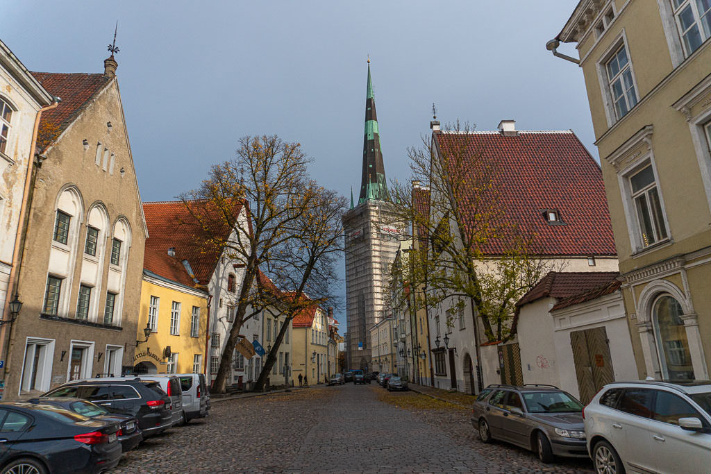 Free walking tour of Tallinn, Estonia with Tales of Reval