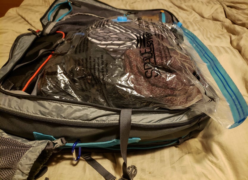 vacuum bag for minimalist packing