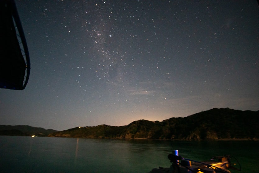 stargazing in bay of islands on the rock overnight cruise boat 