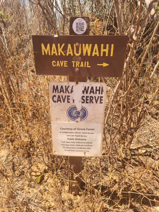 sign for makauwahi cave trail